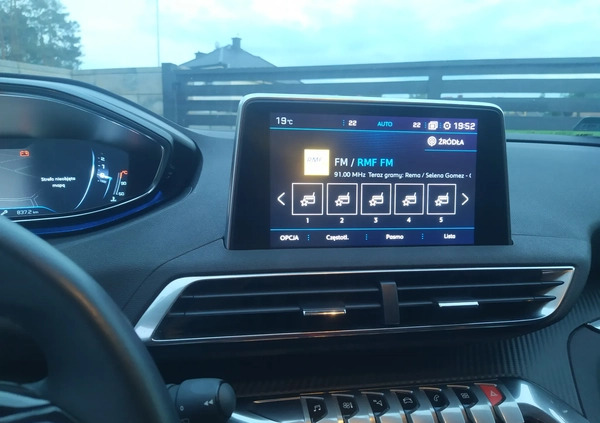 Peugeot 3008 cena 70999 przebieg: 160000, rok produkcji 2020 z Białobrzegi małe 742